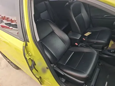Toyota Yaris L