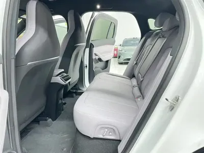 Nio EC6