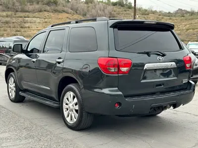 Toyota Sequoia