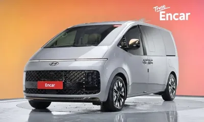 Hyundai Staria