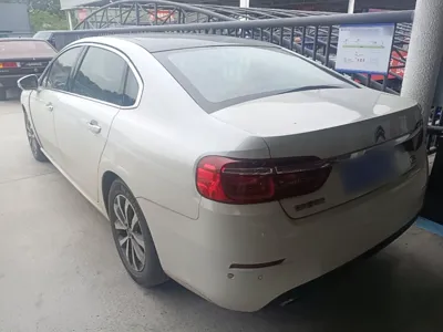 Citroen C6