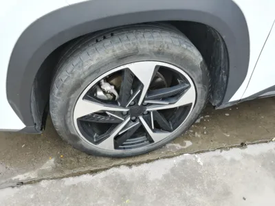 Geely Galaxy L7