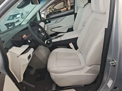 Buick GL8 Hybrid