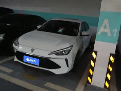 Roewe i5