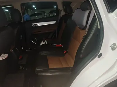 Geely Vision X6