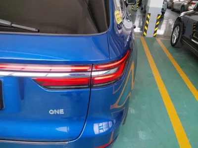 Li Auto ONE