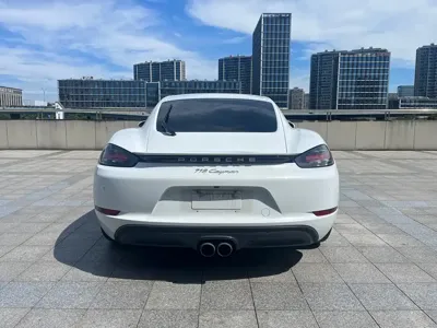 Porsche 718