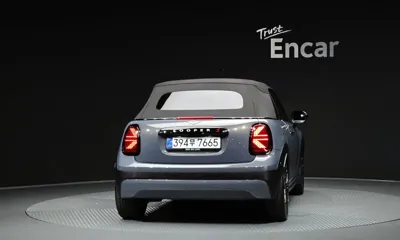 MINI Cooper Convertible
