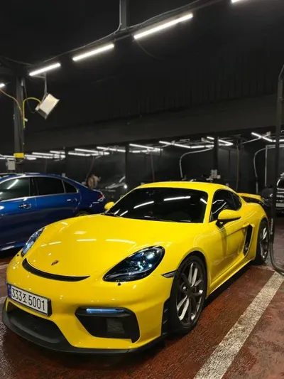 Porsche 718