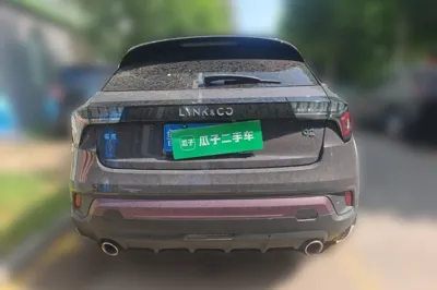 Lynk & Co 02