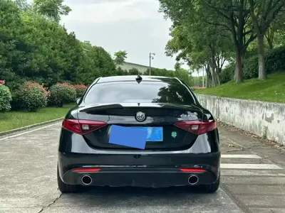 Alfa Romeo Giulia