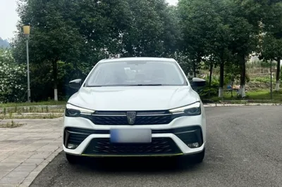 Roewe i5