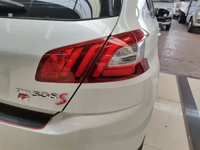 Peugeot 308S