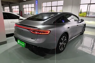Hima Luxeed S7