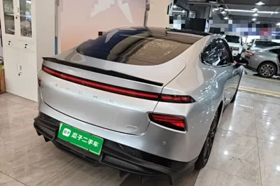 Xpeng P7