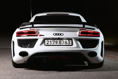 Audi R8