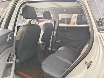 Jetta VS7