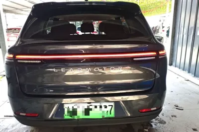 Leapmotor C10