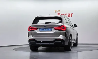 BMW iX3