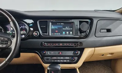 Kia Canival