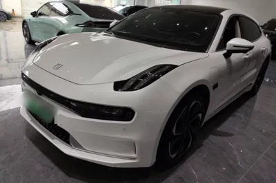 Zeekr 001