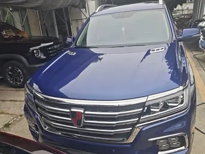 Roewe RX8