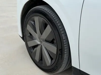 Li Auto Li i6