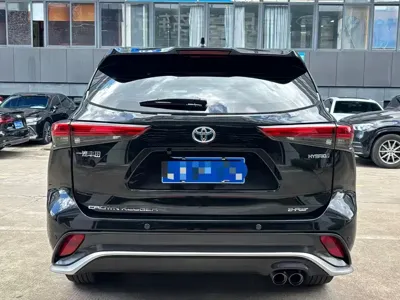 Toyota Crown Kluger