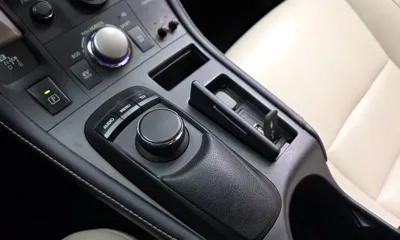 Lexus CT200h