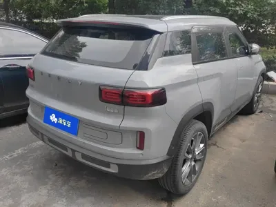 Geely ICON