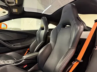 McLaren GT