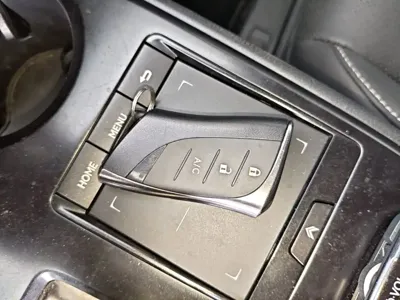 Lexus UX New Energy