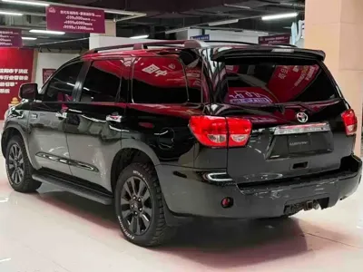 Toyota Sequoia