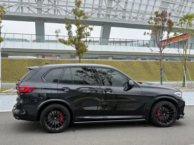 BMW X5 (Import)