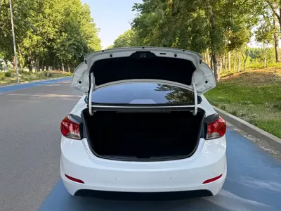 Hyundai Elantra Langdong
