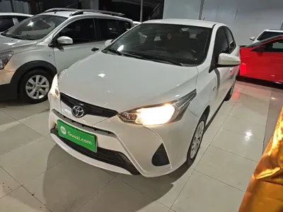 Toyota Yaris L