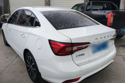 Roewe i5