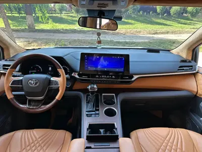 Toyota Sienna