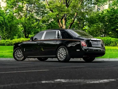 Rolls-Royce Phantom