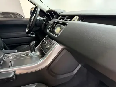 Land Rover Sport