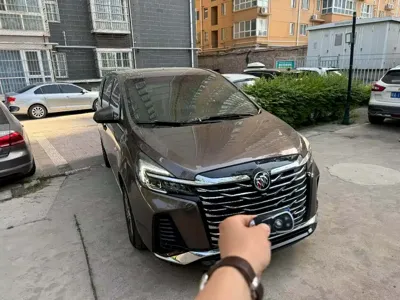 Buick GL8