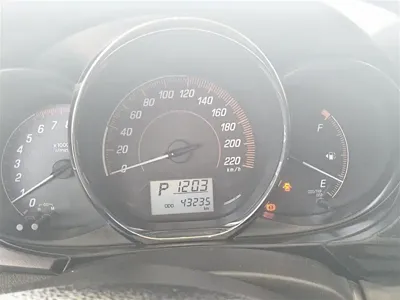 Toyota Yaris L
