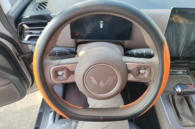 Wuling 730