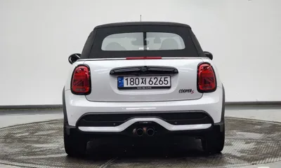 MINI Cooper Convertible