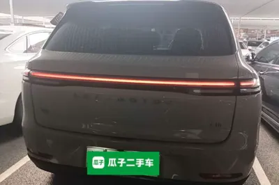 Leapmotor C10