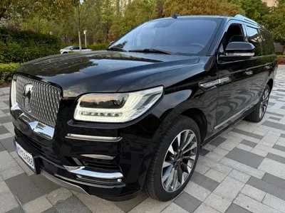 Lincoln Navigator
