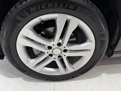 Mercedes-Benz GLA (Import)