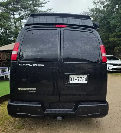 Chevrolet Express Van