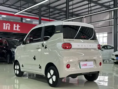 Wuling MINIEV