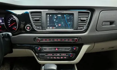 Kia Canival